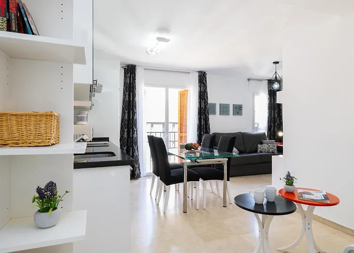 Διαμέρισμα Holidays2malaga Ancha Del Carmen Aacc, Lift, Wifi Μάλαγα